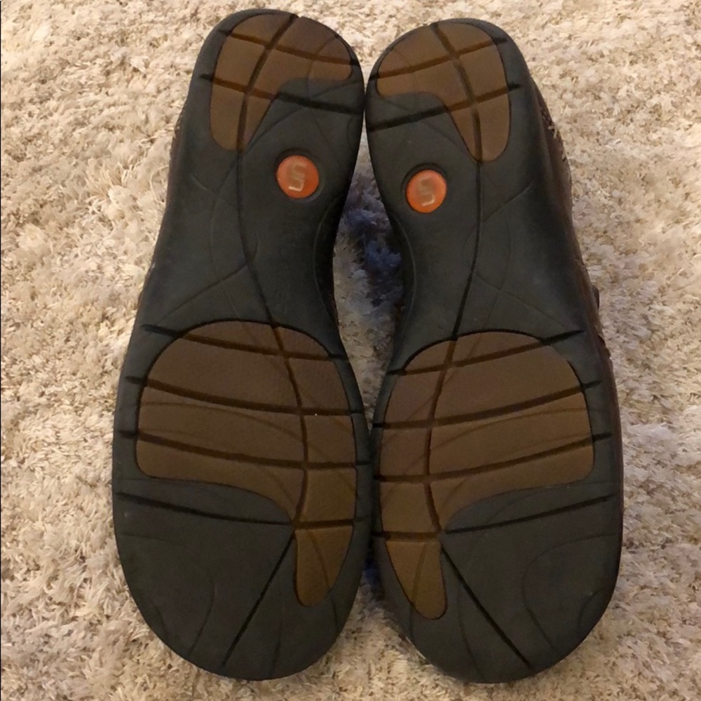 Clarks Unstructured Un.Loop Brown Leather Shoe - image 4